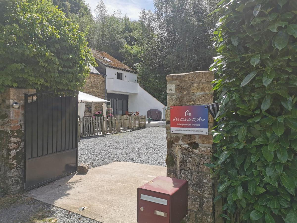 Les Lits De L'Arz Malansac Exterior foto